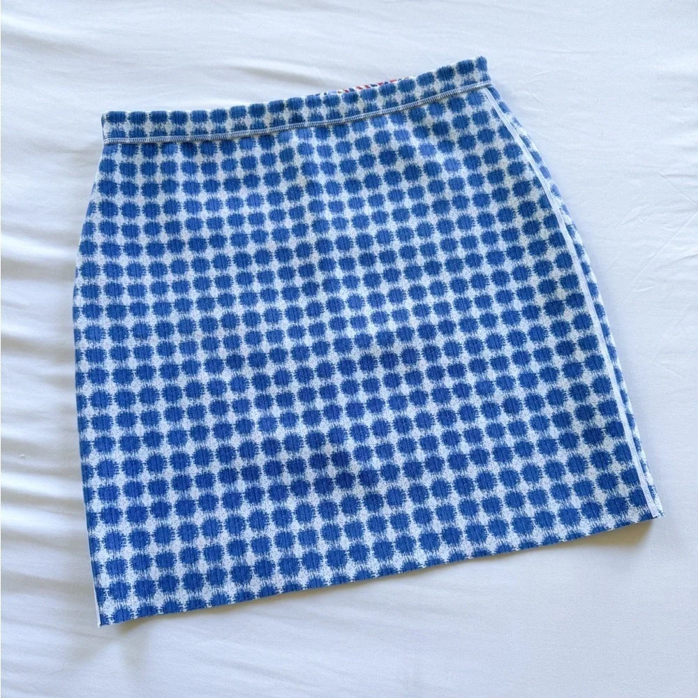 J. McLaughlin Halle Reversible Skirt Size M  Red Blue Geo Scuba (J)